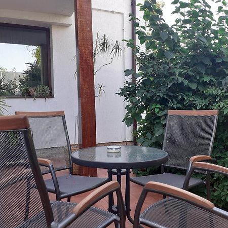 R-House Appartement Braşov Buitenkant foto