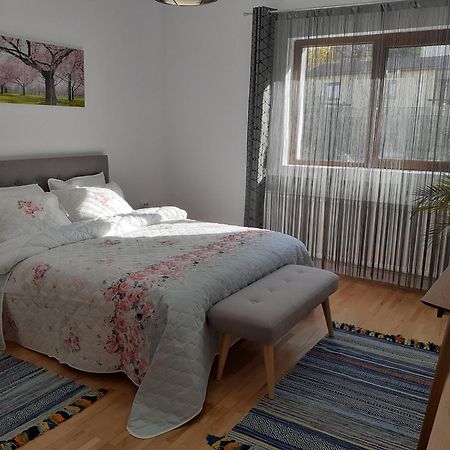 R-House Appartement Braşov Buitenkant foto