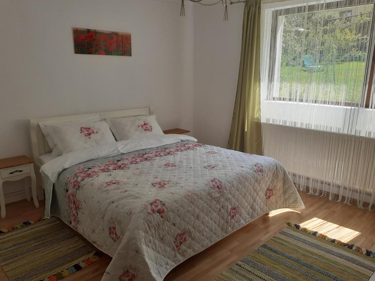 R-House Appartement Braşov Buitenkant foto