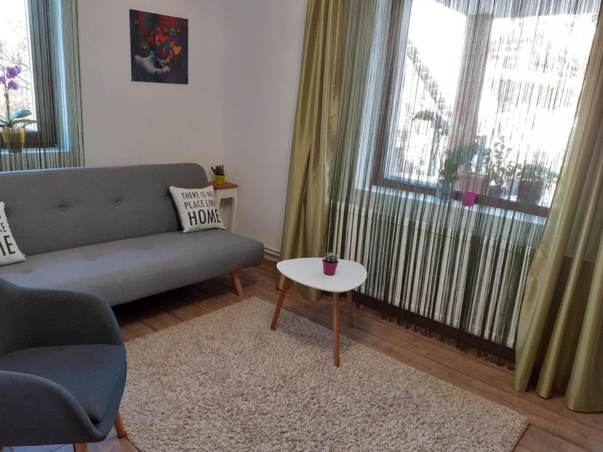 R-House Appartement Braşov Buitenkant foto